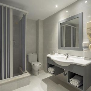 Dreibettzimmer
